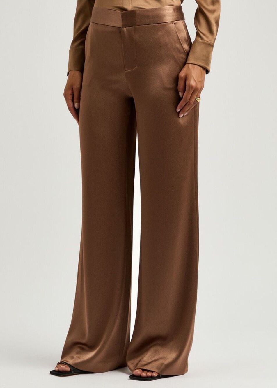 Alice + Olivia Calvin Wide-leg Satin Trousers Camel Size US 4 $415